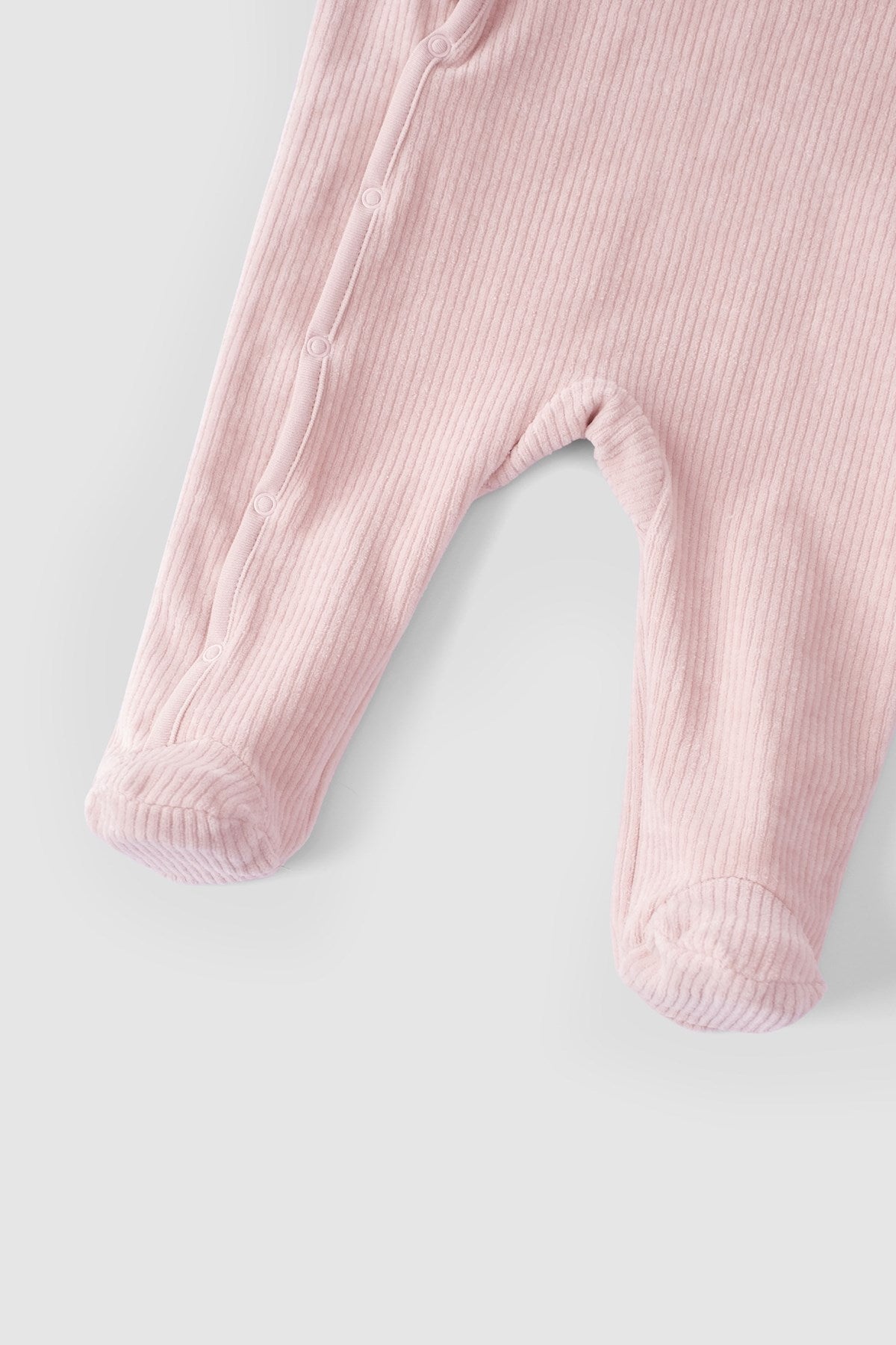 OrganicVelourBabySleepsuit_Pink5