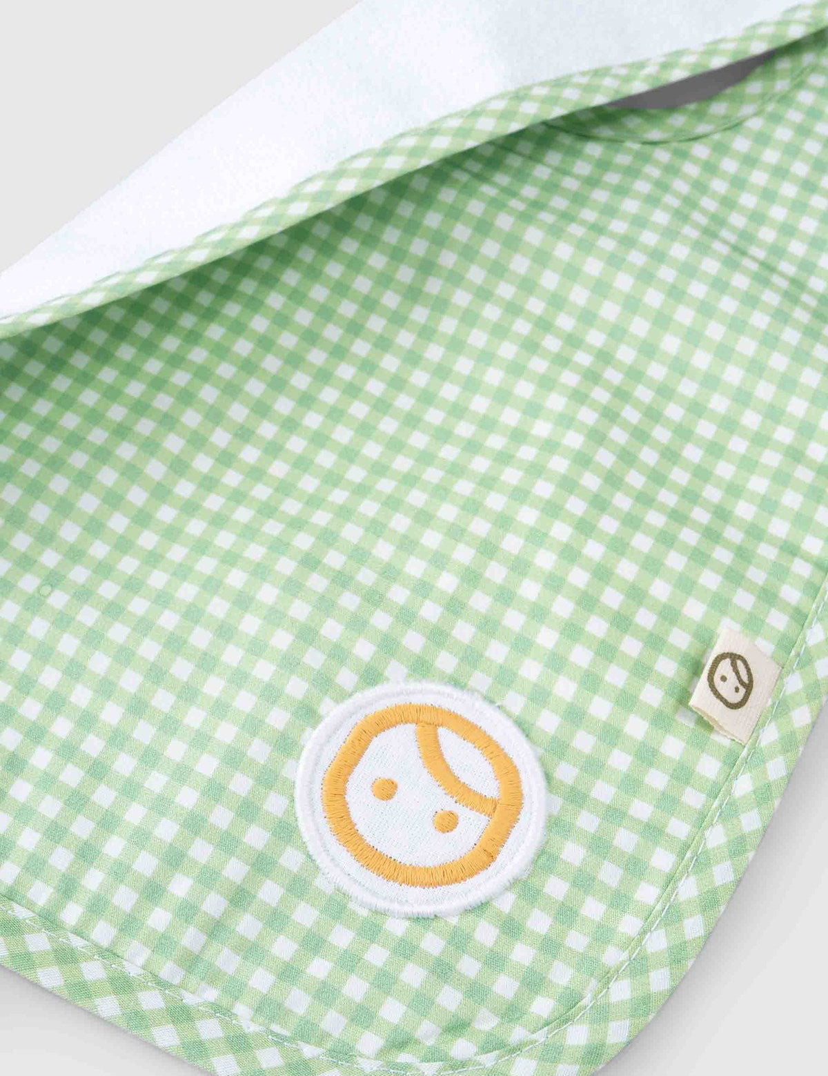 waterproof baby bib back side leakproof layer green

